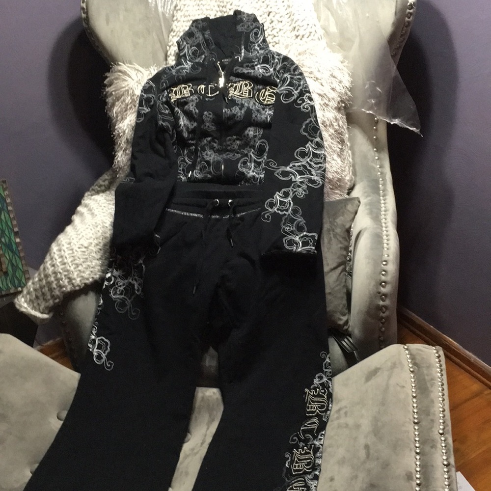 BCBG MAX AZRIA